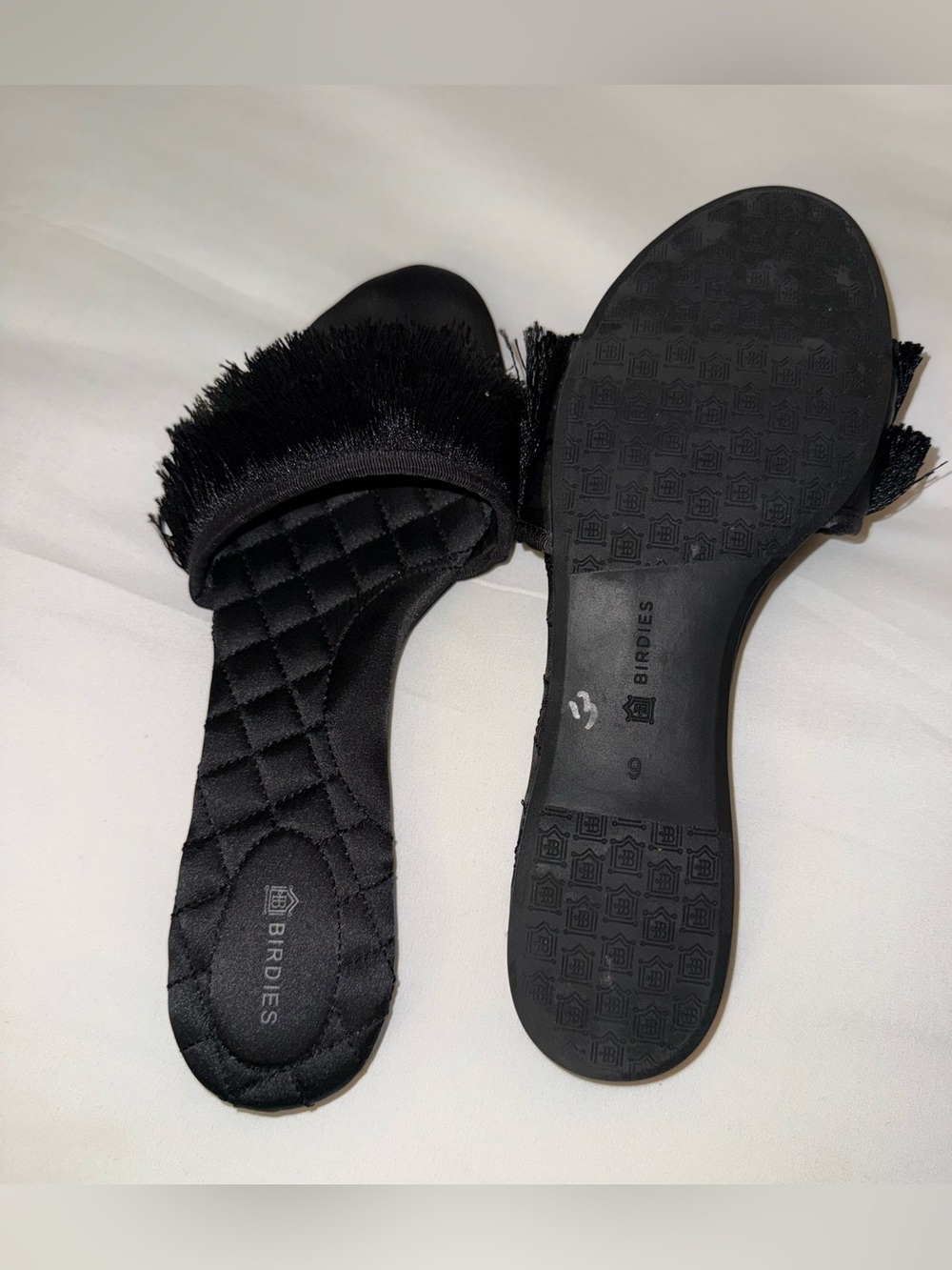 Birdies • The Sparrow Black Fringe Slides • Size 9 - Picture 4 of 5